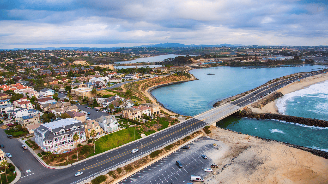 An image of a Carlsbad, CA.