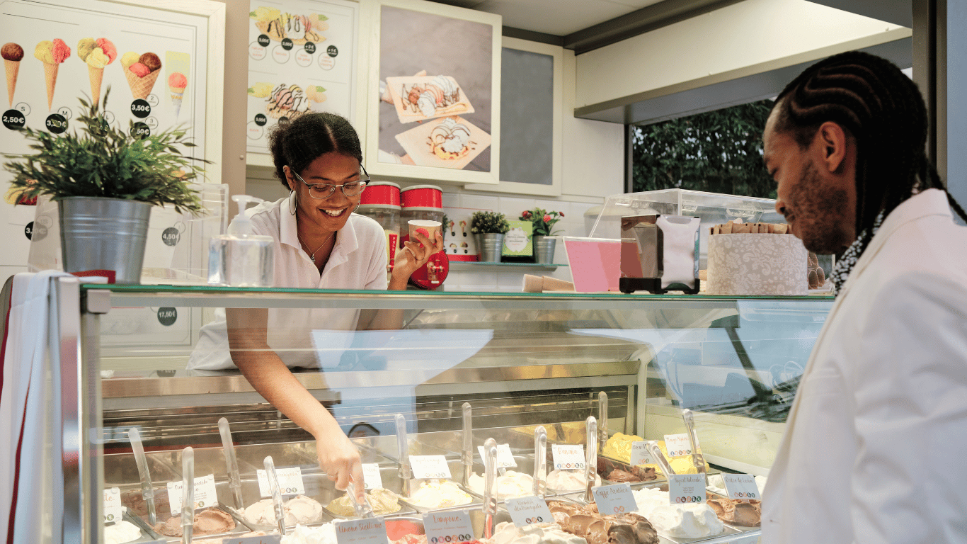 An image of a ice cream shop.